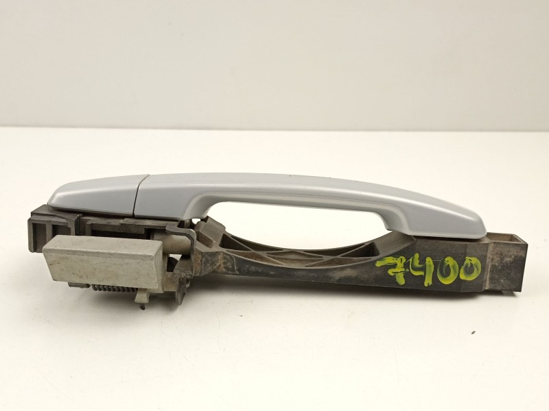 Recambio de manilla trasera izquierda para nissan qashqai (j10) tekna referencia OEM IAM 80611EB300  