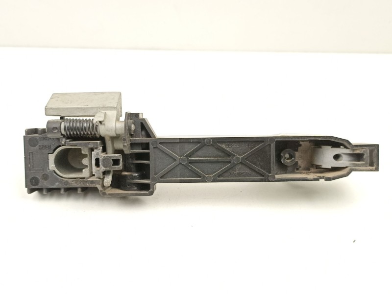 Recambio de manilla trasera izquierda para nissan qashqai (j10) tekna referencia OEM IAM 80611EB300  