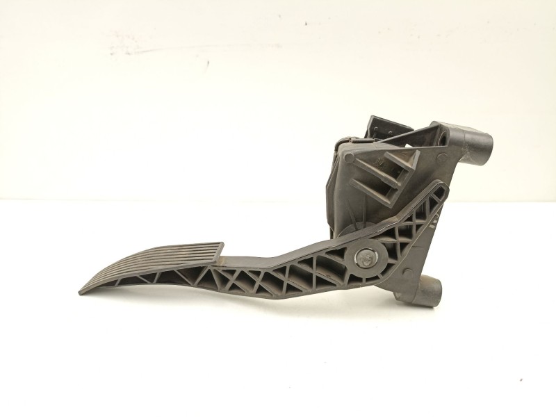 Recambio de potenciometro aceleracion para opel astra h (a04) 1.7 cdti (l48) referencia OEM IAM 9157998 6PV00811200 