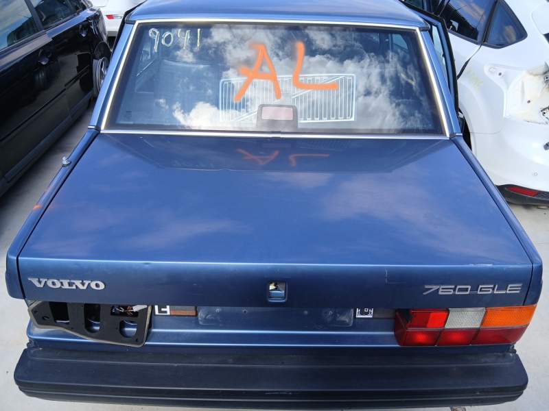 Recambio de porton trasero para volvo 760 (704, 764) 2.8 referencia OEM IAM 3528846  