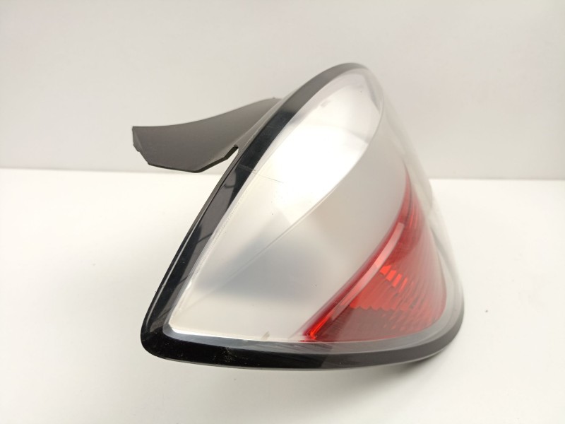 Recambio de piloto trasero izquierdo para opel astra h (a04) 1.7 cdti (l48) referencia OEM IAM 24451835  