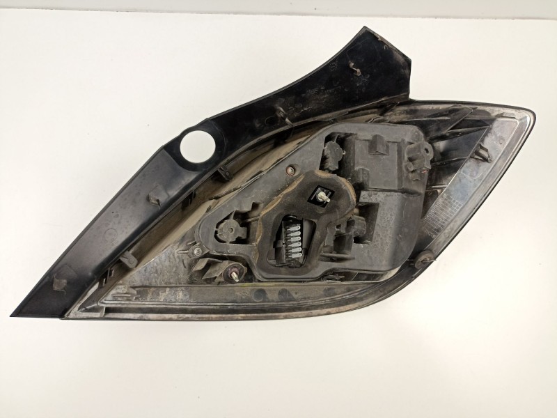 Recambio de piloto trasero izquierdo para opel astra h (a04) 1.7 cdti (l48) referencia OEM IAM 24451835  