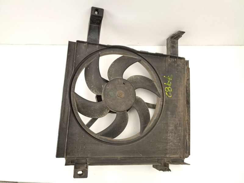 Recambio de electroventilador para smart coupe 0.7 turbo cat referencia OEM IAM 0013196V002  