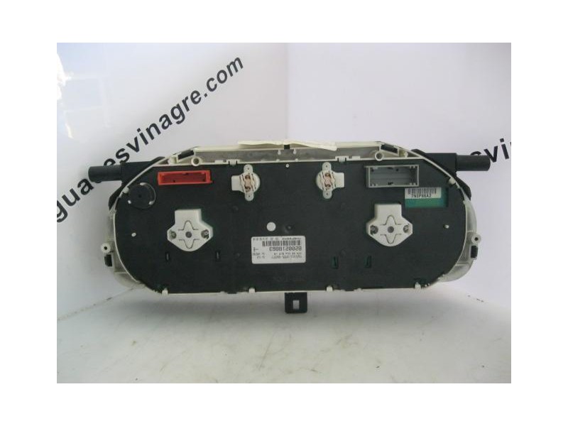 Recambio de cuadro instrumentos : renault laguna : 1.9 td dci /f9q c750 (119,68cv) [2002] para renault laguna 1.9 td dci /f9q c7