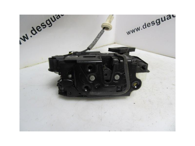 Recambio de cerradura pta. del. dch. : volkswagen golf : 1.6 td (104,69cv) [2013] para volkswagen golf 1.6 td referencia OEM IAM