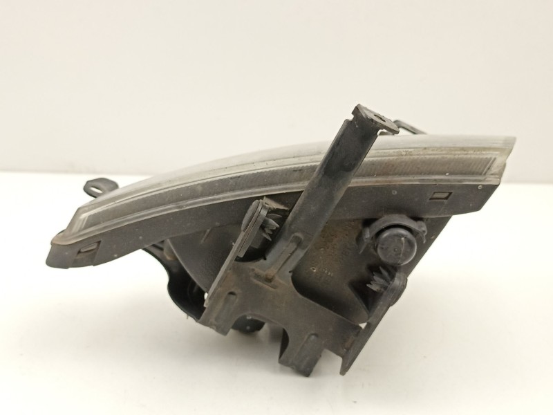 Recambio de antiniebla izquierdo para hyundai sonata v (nf) 2.0 crdi referencia OEM IAM 922013K000  