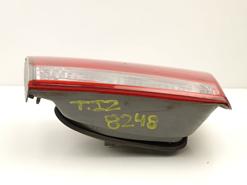 Recambio de piloto porton izquierdo para hyundai sonata v (nf) 2.0 crdi referencia OEM IAM 924033K020  