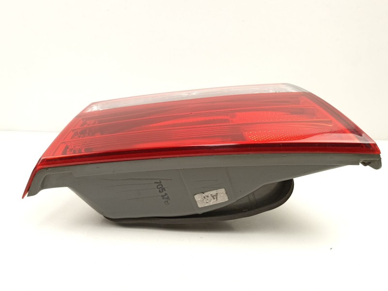 Recambio de piloto porton izquierdo para hyundai sonata v (nf) 2.0 crdi referencia OEM IAM 924033K020  