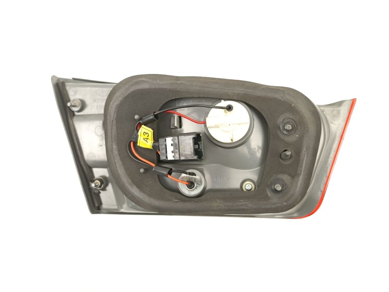 Recambio de piloto porton derecho para hyundai sonata v (nf) 2.0 crdi referencia OEM IAM 924043K020  