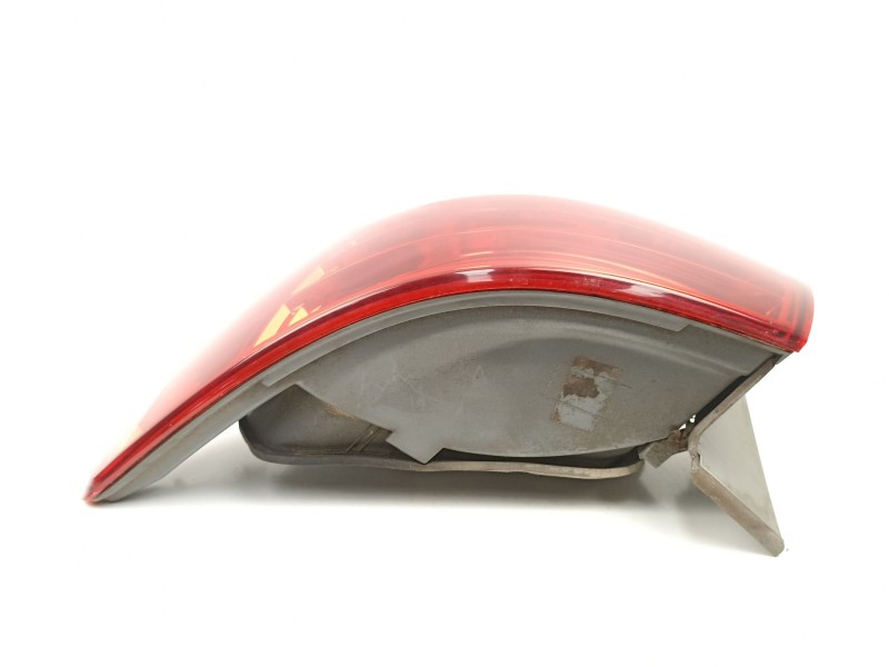 Recambio de piloto trasero derecho para hyundai sonata v (nf) 2.0 crdi referencia OEM IAM 924023K010  