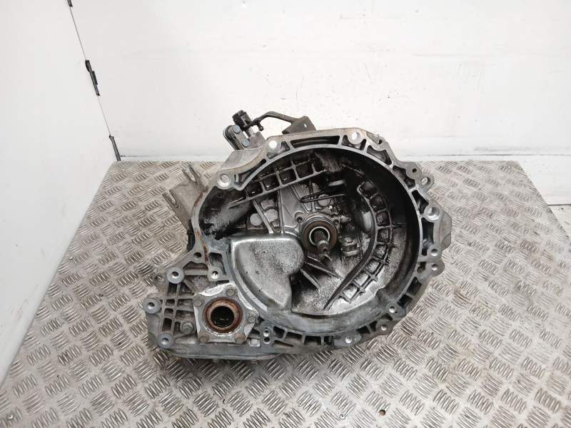 Recambio de caja cambios 5v gasolina para chevrolet cruze hatchback (j305) 1.6 referencia OEM IAM ASK  