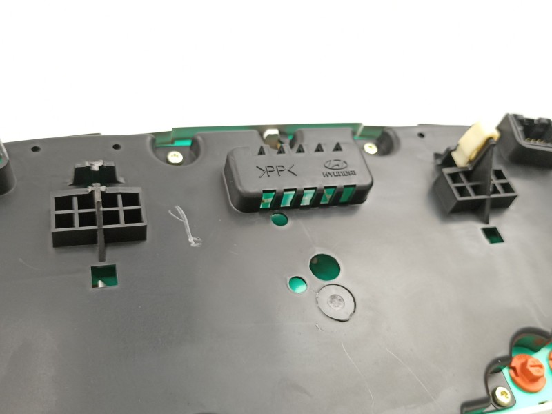 Recambio de cuadro instrumentos para hyundai sonata v (nf) 2.0 crdi referencia OEM IAM 940033K395  