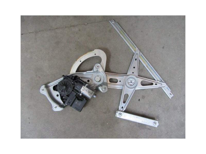 Recambio de elevalunas trasero derecho para renault scénic iii (jz0/1_) 1.5 dci referencia OEM IAM 827200006R  