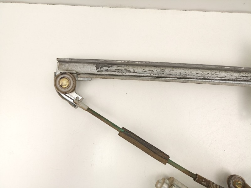 Recambio de elevalunas delantero izquierdo para opel agila (a) (h00) 1.2 16v (f68) referencia OEM IAM 9215911  