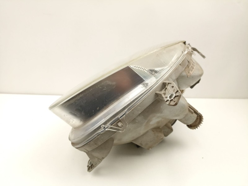 Recambio de faro derecho para opel agila (a) (h00) 1.2 16v (f68) referencia OEM IAM 9204188  3510083E00
