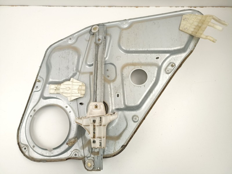 Recambio de elevalunas trasero izquierdo para hyundai sonata v (nf) 2.0 crdi referencia OEM IAM 834713K001  834503K001