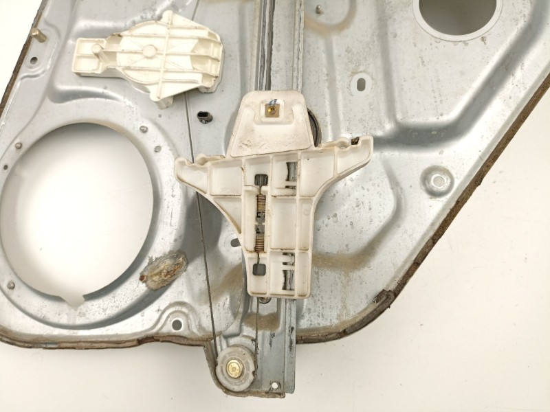 Recambio de elevalunas trasero izquierdo para hyundai sonata v (nf) 2.0 crdi referencia OEM IAM 834713K001  834503K001