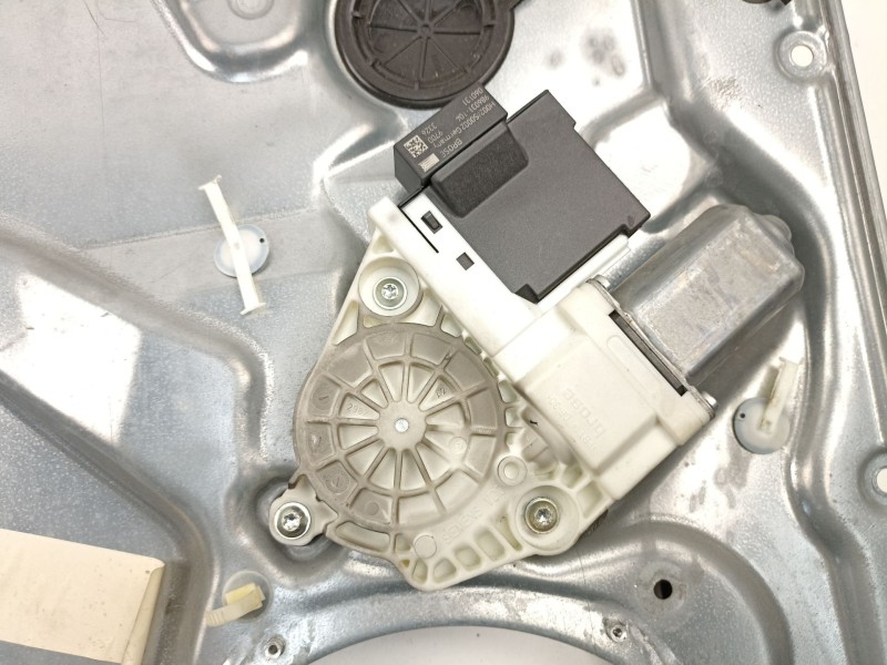 Recambio de elevalunas delantero izquierdo para seat cordoba 1.9 tdi referencia OEM IAM 6L4837751  
