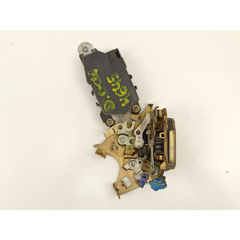 Recambio de cerradura puerta delantera derecha para subaru forester 2.0 g /ej20 referencia OEM IAM 61031SA040  