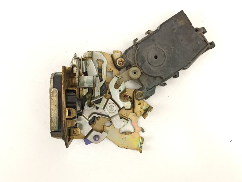 Recambio de cerradura puerta trasera izquierda para subaru forester 2.0 g /ej20 referencia OEM IAM 61034SA011  