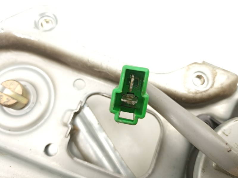 Recambio de elevalunas trasero derecho para subaru forester 2.0 g /ej20 referencia OEM IAM 62222SA000  