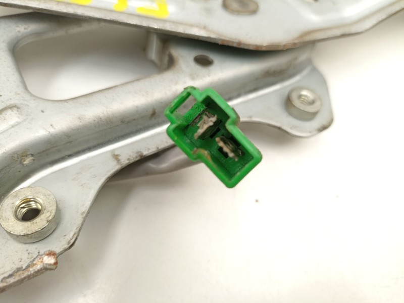 Recambio de elevalunas trasero izquierdo para subaru forester 2.0 g /ej20 referencia OEM IAM 62222SA010  