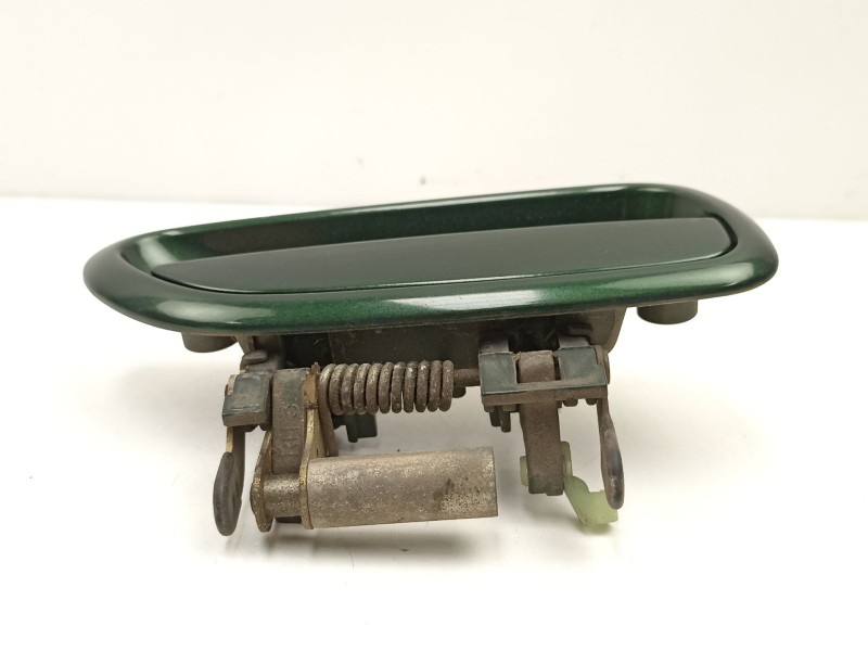 Recambio de manilla trasera derecha para subaru legacy 2.5 g referencia OEM IAM 61022AE120  