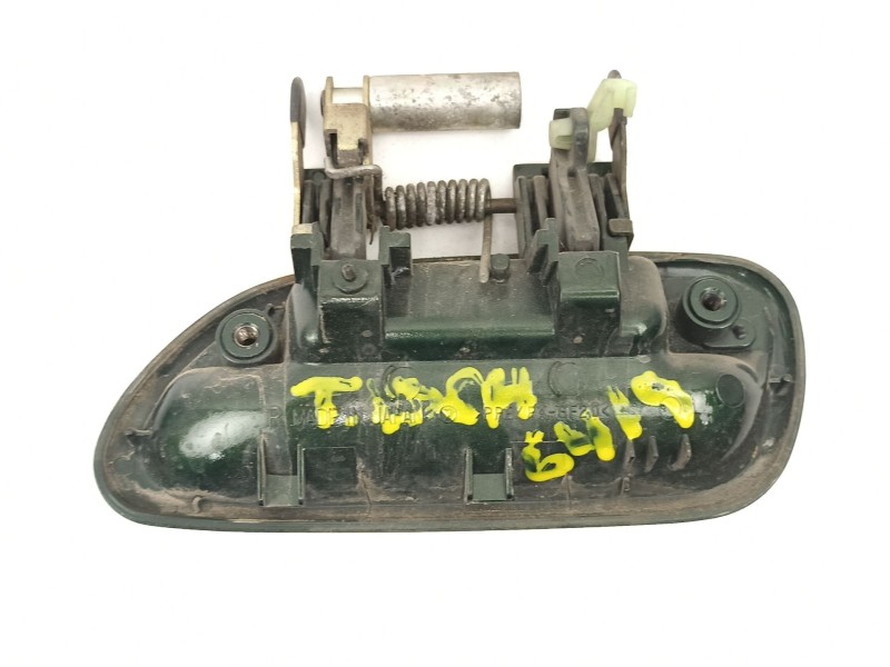 Recambio de manilla trasera derecha para subaru legacy 2.5 g referencia OEM IAM 61022AE120  