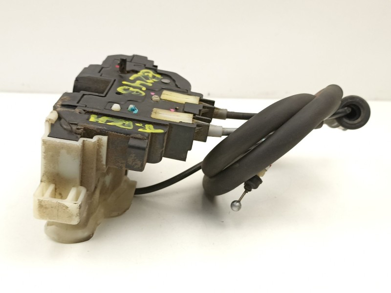 Recambio de cerradura puerta trasera derecha para hyundai sonata v (nf) 2.0 crdi referencia OEM IAM 814203K000  