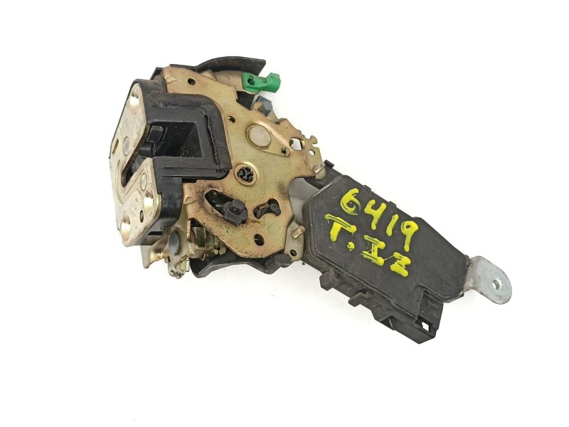 Recambio de cerradura puerta trasera izquierda para subaru legacy 2.5 g referencia OEM IAM 61035AE010  