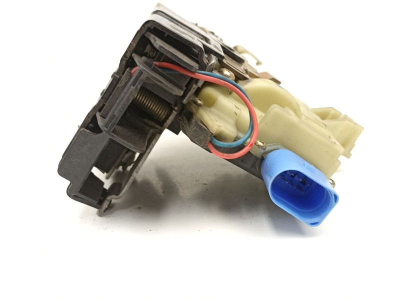 Recambio de cerradura puerta delantera izquierda para seat cordoba 1.9 tdi referencia OEM IAM 3B1837015AQ  