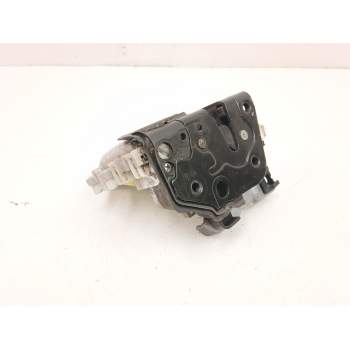 CERRADURA PUERTA TRASERA IZQUIERDA 8X0839015E 