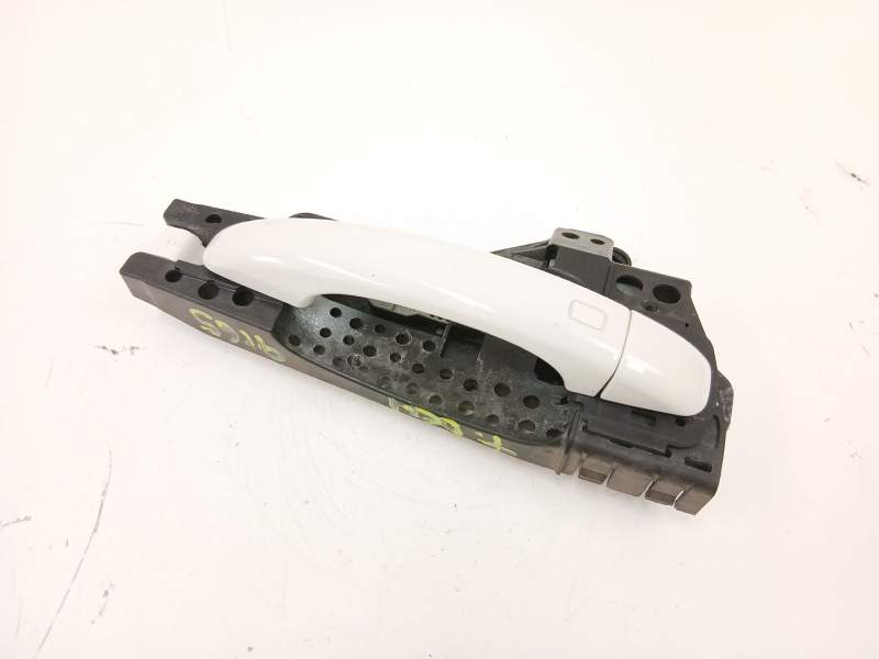 Recambio de manilla trasera derecha para audi a1 sportback (8xa, 8xf) 1.4 tdi referencia OEM IAM 8T0837886B  