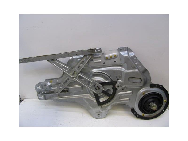 Recambio de elevalunas elec. del. dch. : kia cerato : 1.6 g (104,96cv) [2005] para kia cerato 1.6 g referencia OEM IAM ELECTRICO