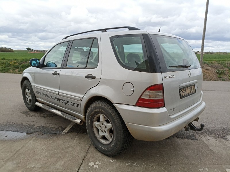 Recambio de carroceria para mercedes-benz ml 320 g-112942 163 referencia OEM IAM   
