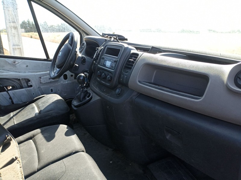 Recambio de carroceria para renault renault trafic 1.6 d 90 cv l/ 4fl0 referencia OEM IAM   