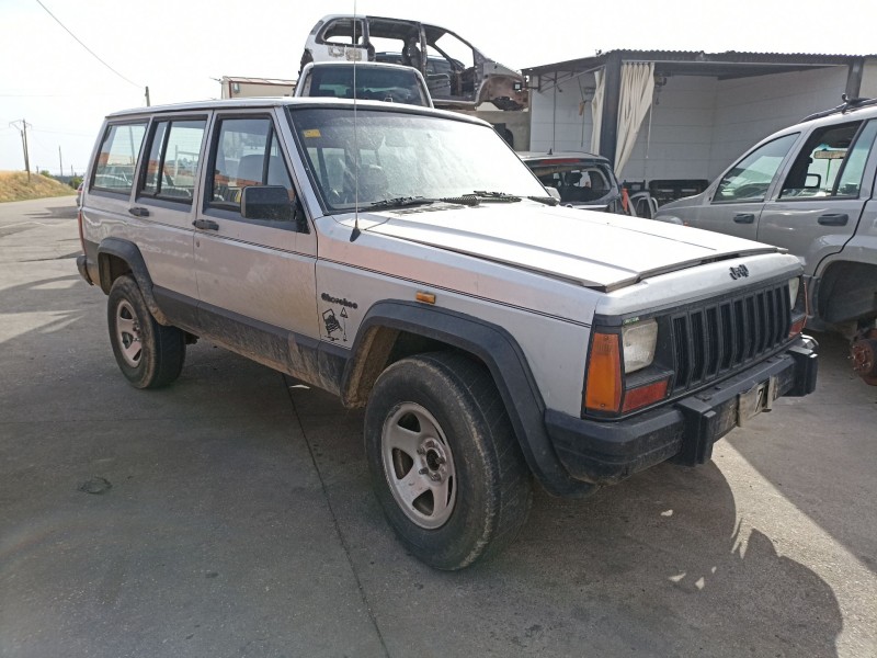 Recambio de carroceria para jeep cherokee (xj) 2.1 turbodiesel referencia OEM IAM   