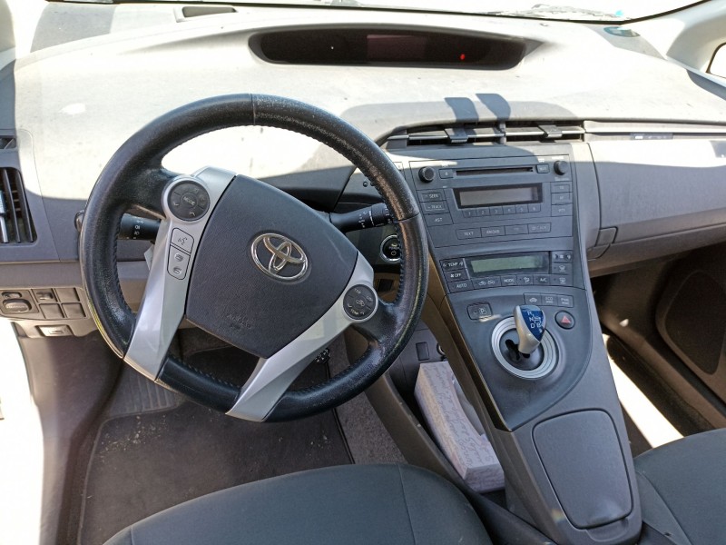 Recambio de carroceria para toyota prius zvw30 prius advance referencia OEM IAM   