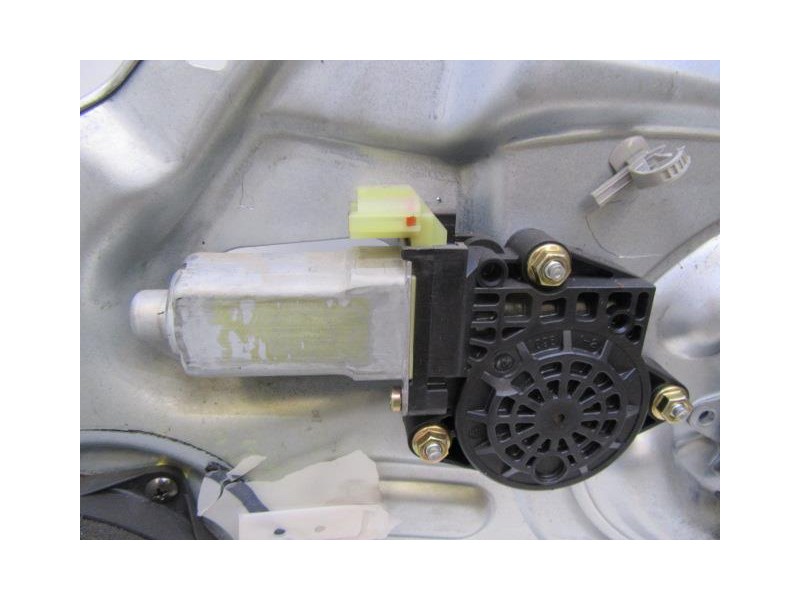 Recambio de elevalunas elec. del. dch. : kia cerato : 1.6 g (104,96cv) [2005] para kia cerato 1.6 g referencia OEM IAM ELECTRICO