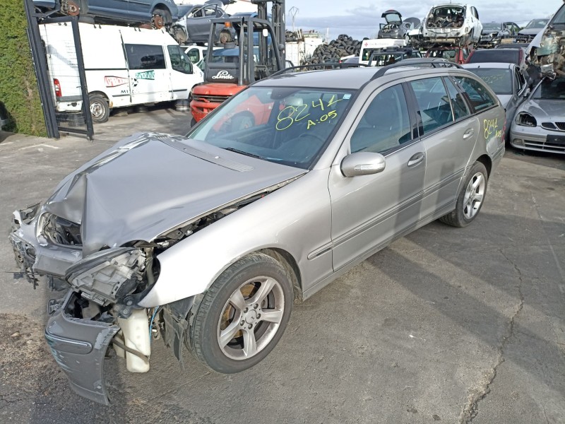 Recambio de carroceria para mercedes-benz clase c t-model (s203) c 220 cdi (203.208) referencia OEM IAM   