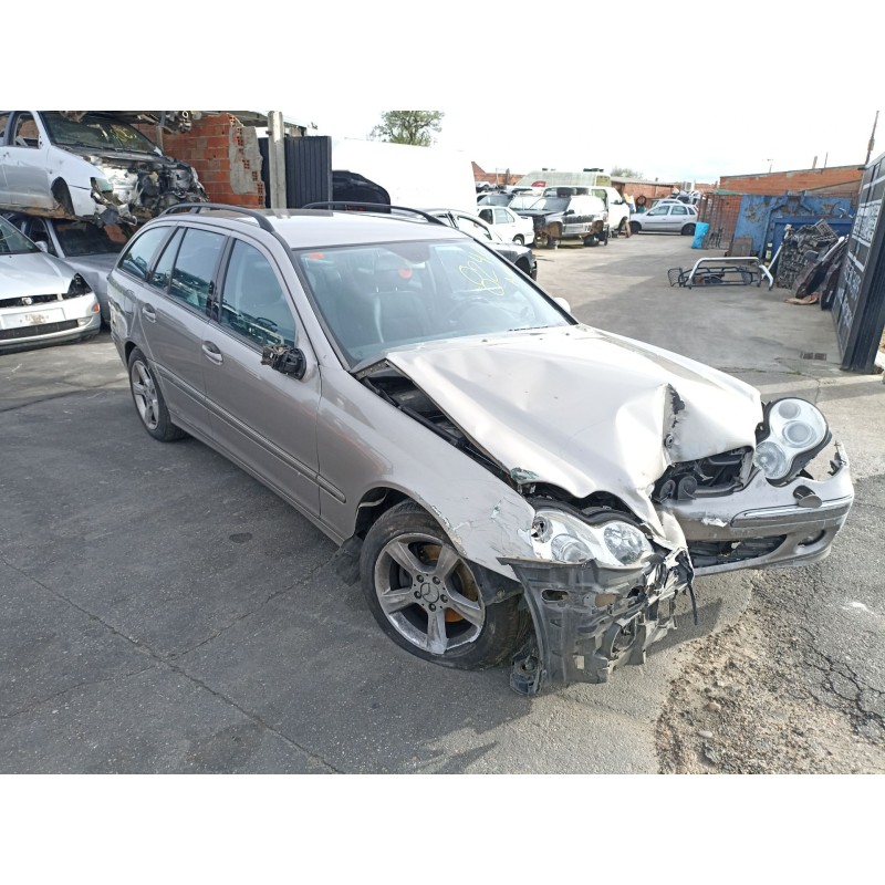 Recambio de carroceria para mercedes-benz clase c t-model (s203) c 220 cdi (203.208) referencia OEM IAM   