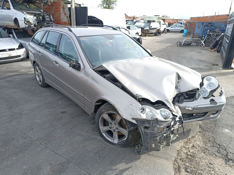 Recambio de carroceria para mercedes-benz clase c t-model (s203) c 220 cdi (203.208) referencia OEM IAM   