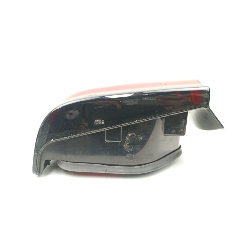 Recambio de piloto trasero izquierdo para renault 19 ii chamade (l53_) 1.9 d (l53j) referencia OEM IAM 7700816015  