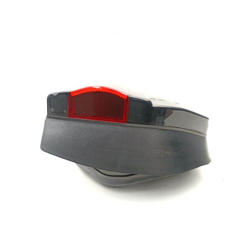 Recambio de piloto trasero izquierdo para renault 19 ii chamade (l53_) 1.9 d (l53j) referencia OEM IAM 7700816015  