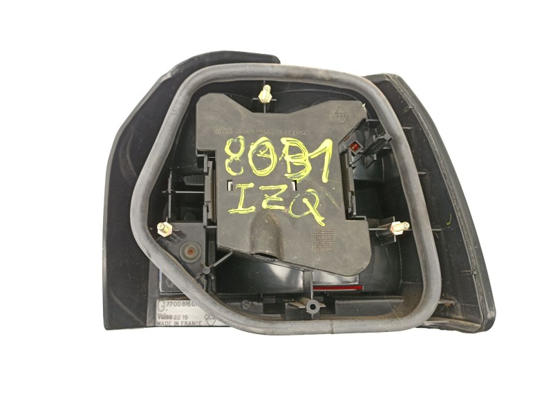 Recambio de piloto trasero izquierdo para renault 19 ii chamade (l53_) 1.9 d (l53j) referencia OEM IAM 7700816015  