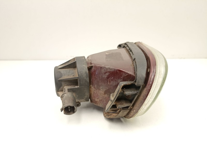 Recambio de antiniebla derecho para renault 19 ii chamade (l53_) 1.9 d (l53j) referencia OEM IAM 7701036046  