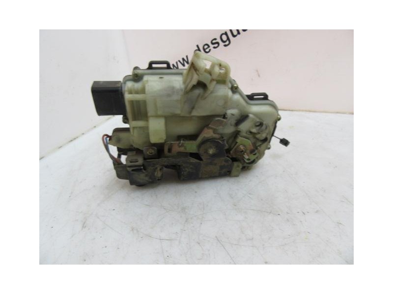 Recambio de cerradura pta. del. dch. : skoda octavia : 1.9 d -alh (89,76cv) 5p [2005] para skoda octavia 1.9 d -alh referencia O