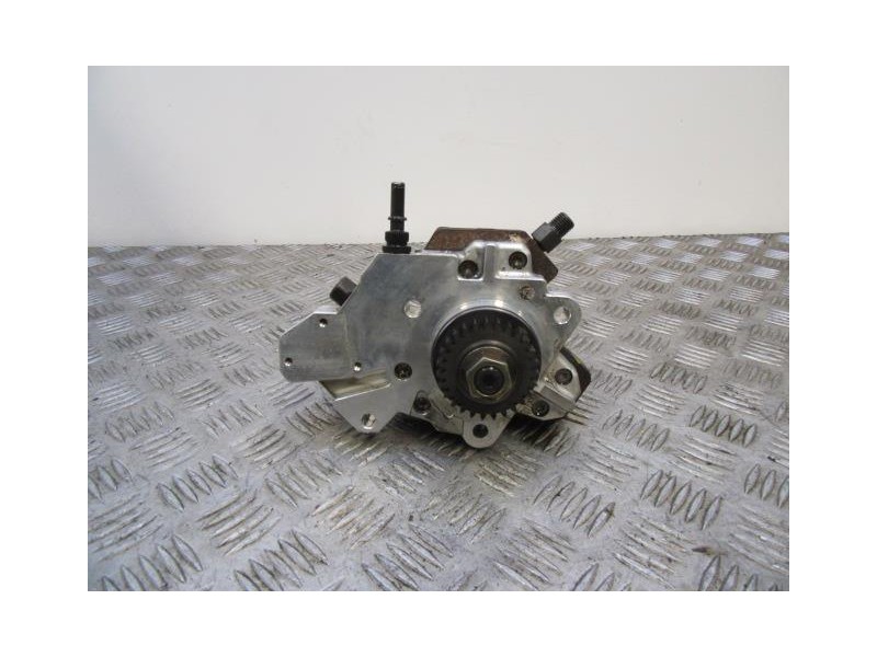 Recambio de bomba inyec. diesel : renault laguna : 2.0 dci (149,56cv) [2006] para renault laguna 2.0 dci referencia OEM IAM 8200