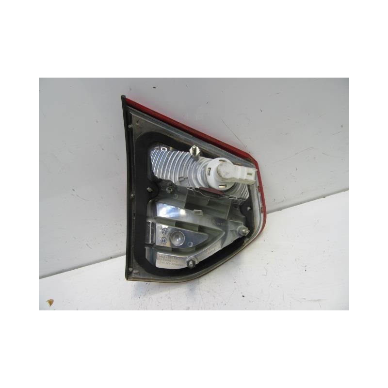 Recambio de piloto porton dch. : citroen c 4 : 1.6 hdi picasso (109cv) [2009] para citroen c 4 1.6 hdi picasso referencia OEM IA