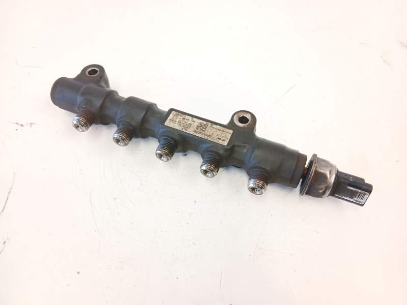 Recambio de rampa inyectora para peugeot 3008 i monospace (0u_) 1.6 hdi referencia OEM IAM 9654592680  